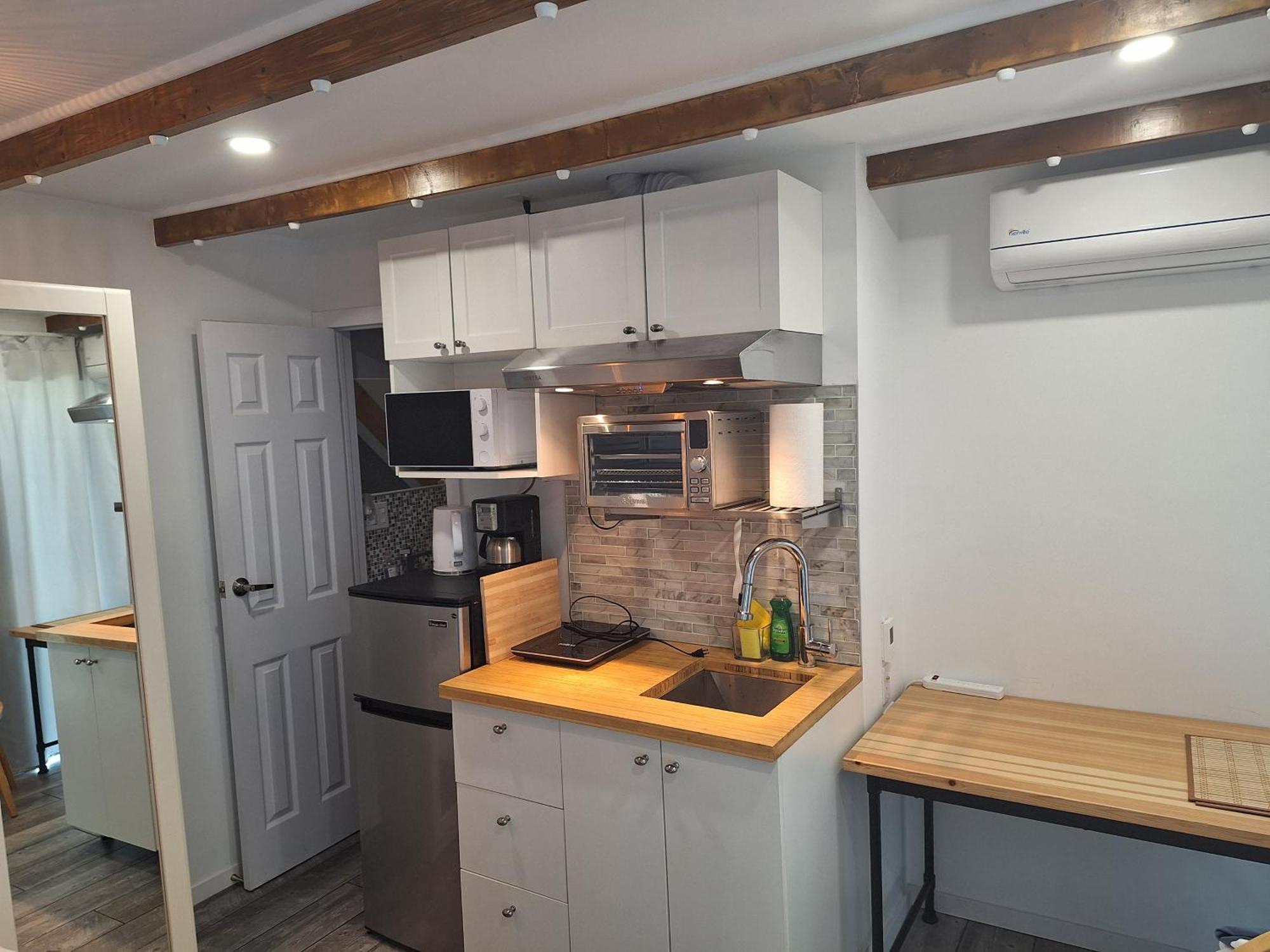 Well Equipped Studio For Non-Smoking Guests Only Citq Зo9467 Longueuil Zewnętrze zdjęcie